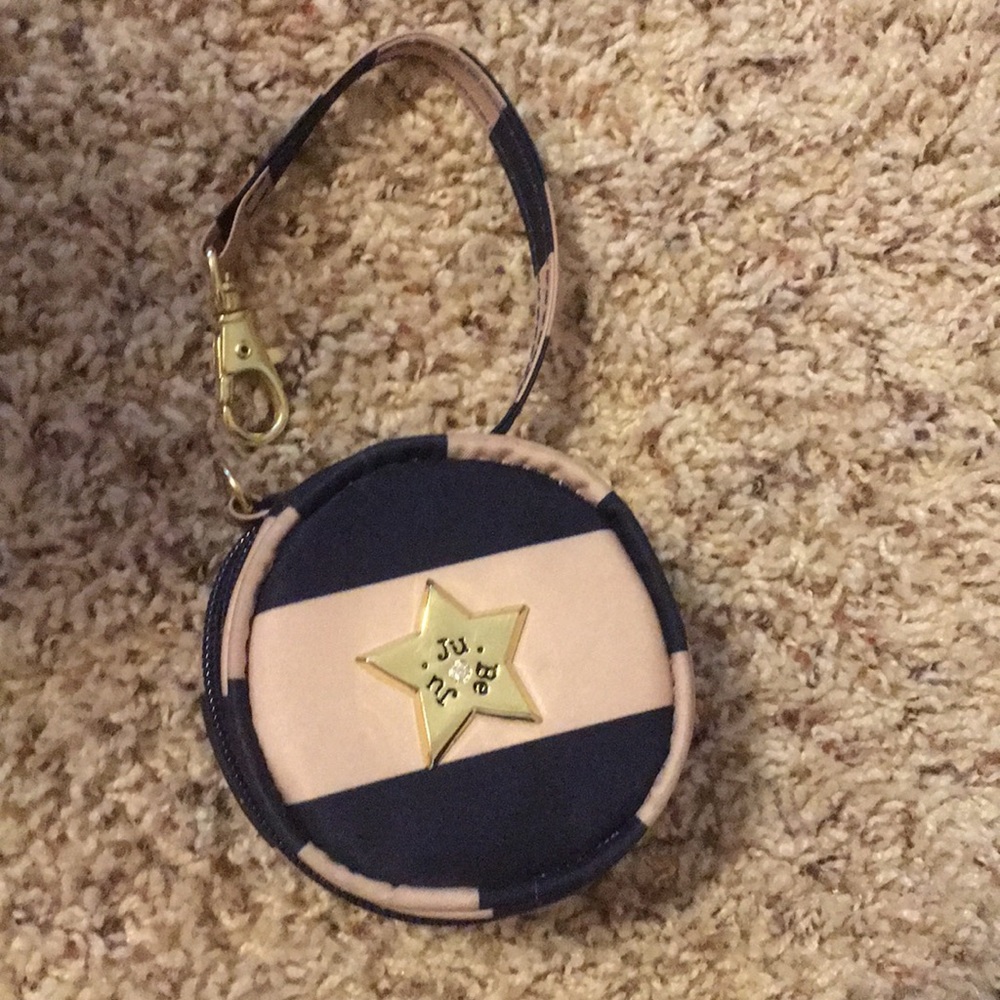 Paci Pod